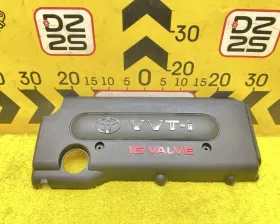 Пластиковая крышка на двс TOYOTA