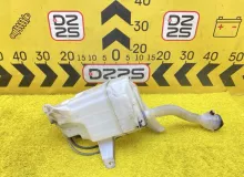 Бачок стеклоомывателя TOYOTA RAV4 2006 8531542230 ACA31W 2AZFE, передний