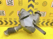 Корпус воздушного фильтра HUMMER H3 2006 15776564 L52, передний