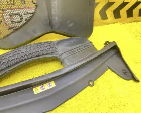 Воздухозаборник Mercedes-Benz
