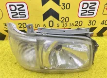 Фара TOYOTA HIACE 2006 8111026470 KDH205V 2KDFTV, передняя правая