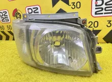 Фара TOYOTA HIACE 2006 8111026470 KDH205V 2KDFTV, передняя правая
