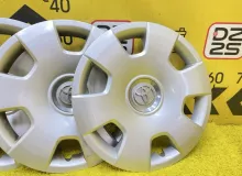 Колпаки на колеса R15 TOYOTA HIACE 2007 4260226020 KDH205V 2KDFTV