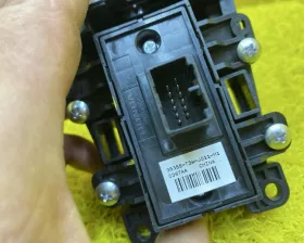 Кнопка ручника Honda