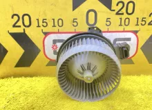 Мотор печки TOYOTA HIACE 2006 8710326060 KDH205V 2KDFTV, передний