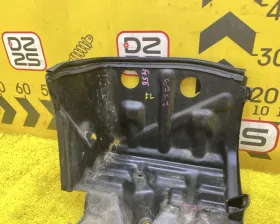 Крепление аккумулятора Toyota