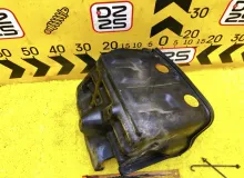 Крепление аккумулятора TOYOTA LAND CRUISER 1991 7404360010 HDJ81V 1HDT, переднее левое