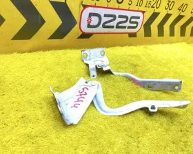 Петля капота Nissan