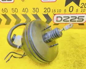 Главный тормозной цилиндр Nissan