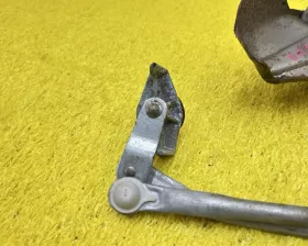 Механизм стеклоочистителя Toyota