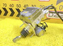 Главный тормозной цилиндр TOYOTA VOXY 2014 4705028010 ZWR80G 2ZRFXE, передний