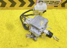 Главный тормозной цилиндр TOYOTA VOXY 2014 4705028010 ZWR80G 2ZRFXE, передний