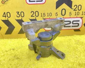 Подушка двигателя TOYOTA