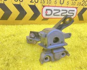 Подушка двигателя TOYOTA