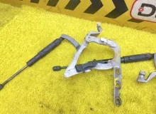 Петля капота Mercedes-Benz S-CLASS 2007 A2218800428 WDD221 M273E55|273961|273.961, передняя