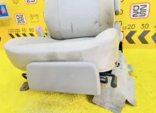 Сидение TOYOTA PREMIO 2009 ZRT265 2ZR-FE, переднее левое