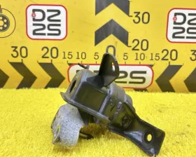 Подушка двигателя TOYOTA