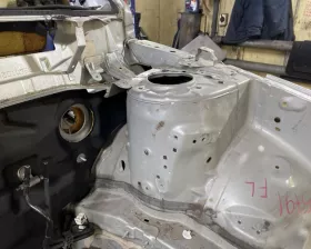 Лонжерон TOYOTA