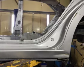 Порог кузова TOYOTA