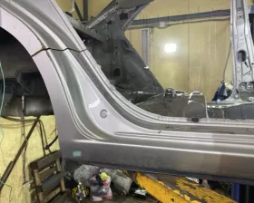 Порог кузова TOYOTA
