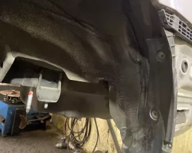 Крыло заднее TOYOTA