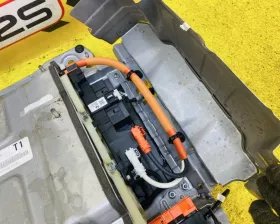 Высоковольтная батарея Toyota