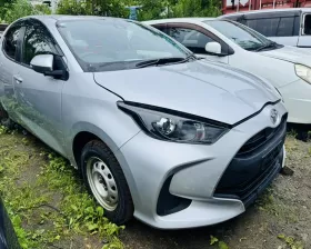 Бампер Toyota
