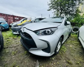 Бампер Toyota
