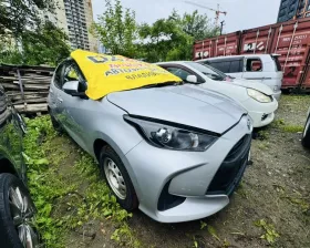 Капот Toyota