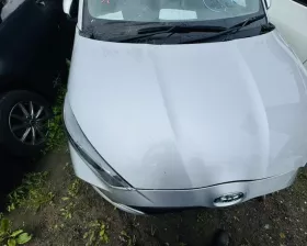 Капот Toyota