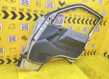 Дверь боковая TOYOTA HIACE 2006 6700126300 KDH205V 2KDFTV, передняя правая