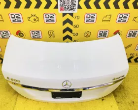 Крышка багажника Mercedes-Benz