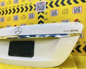 Крышка багажника Mercedes-Benz
