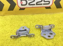 Петля дверная TOYOTA HIACE 2009 6873026010 KDH206V 1KDFTV, передняя левая