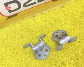 Петля дверная Toyota