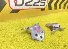 Петля дверная TOYOTA HIACE 2006 6871026020 KDH205V 2KDFTV, передняя правая