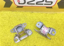 Петля дверная TOYOTA HIACE 1997 6871095J01 KZH106W 1KZTE, передняя левая