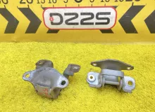 Петля дверная TOYOTA HIACE 1997 6871095J01 KZH106W 1KZTE, передняя левая