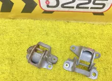 Петля дверная TOYOTA HIACE 1997 6871095J01 KZH106W 1KZTE, передняя правая