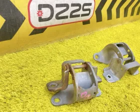Петля дверная Toyota