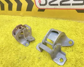 Петля дверная Toyota