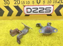 Петля дверная TOYOTA HIACE 1997 6871095J01 KZH106W 1KZTE, передняя правая