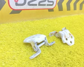 Петля дверная Toyota