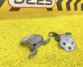 Петля дверная Toyota
