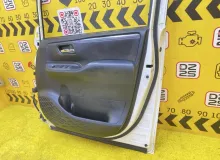 Дверь боковая TOYOTA ESQUIRE 2015 6700128250 ZRR85G 3ZRFAE, передняя правая