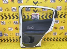 Дверь боковая HONDA VEZEL 2015 67510T7A300 RU4 LEB, задняя правая Дверь боковая HONDA VEZEL 2015 67510T7A300 RU4 LEB, задняя правая