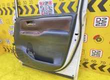 Дверь боковая TOYOTA ESQUIRE 2015 6700128250 ZWR80G 2ZRFXE, передняя правая