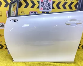 Дверь боковая Toyota