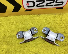 Петля дверная Toyota