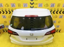 Дверь 5я HONDA VEZEL 2015 68100T7A000 RU4 LEB, задняя